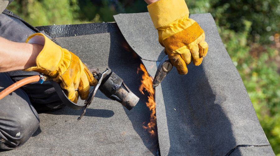 Expert Emergency Roof Repairs services in Goddard, KS